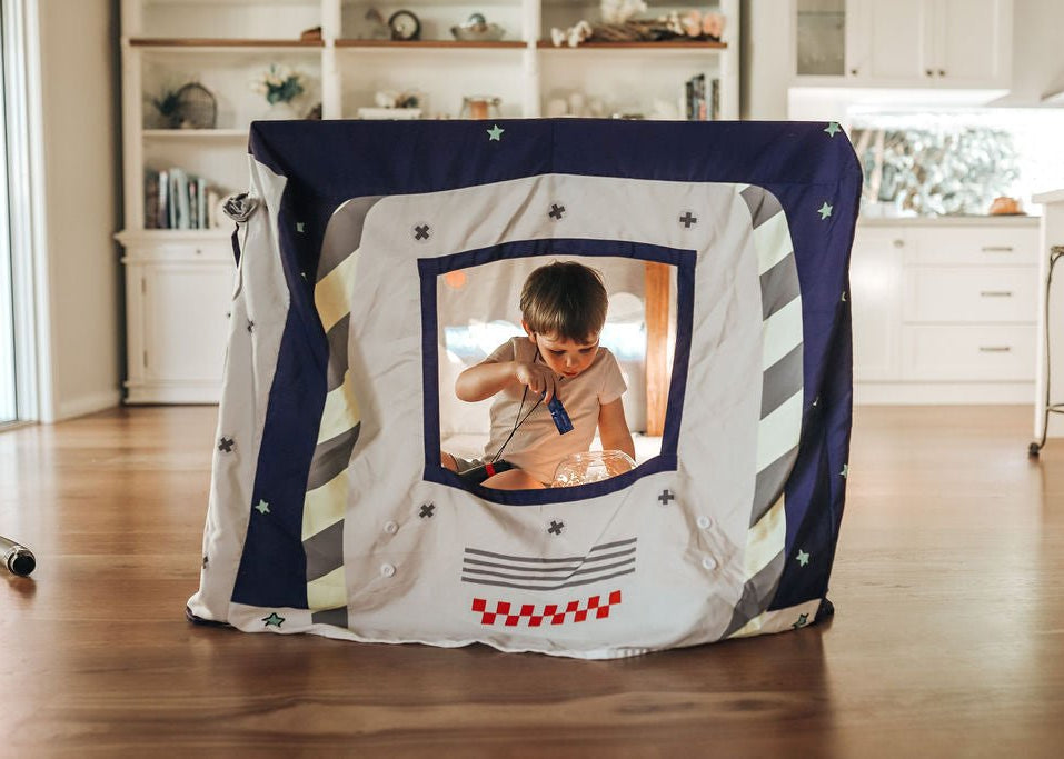 Space Station Table Tent - Petite Maison Play